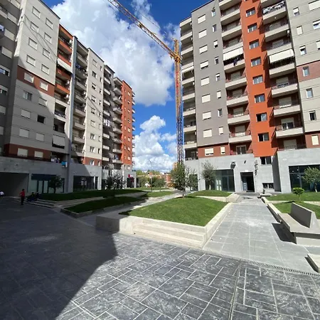 L 2 Apartment *